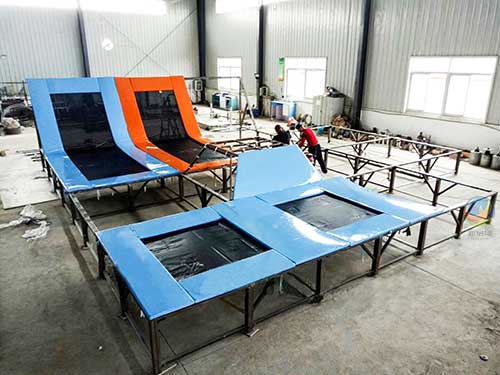 郑州新启���室内儿童乐园品牌厂家生产环�?/></p><p>主要服务��目有：<a href=